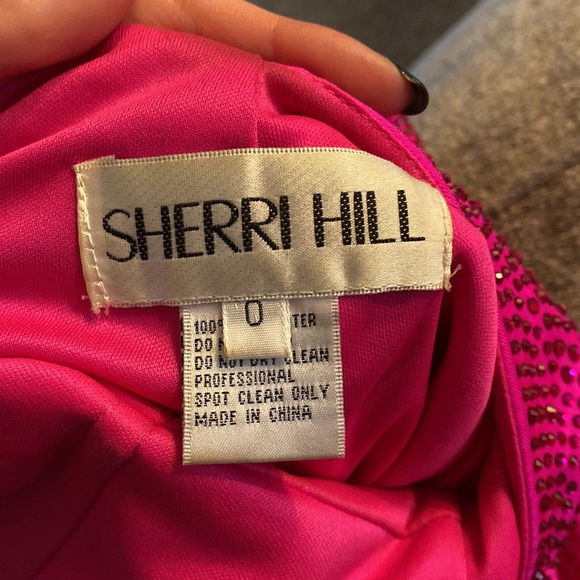 Hot Pink One Shoulder Open Back Sherri Hill Size 0 Prom Dress with Slit + bustle - Picture 3 of 16